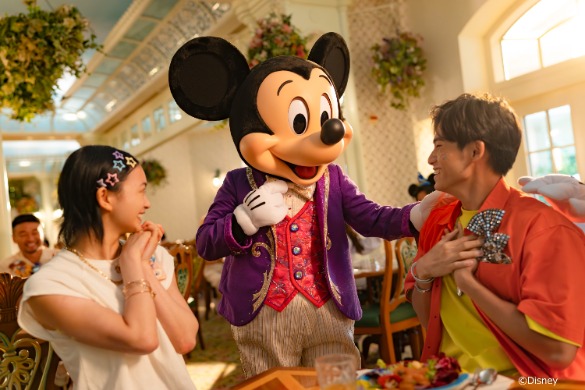 キャラクターに会える夕食