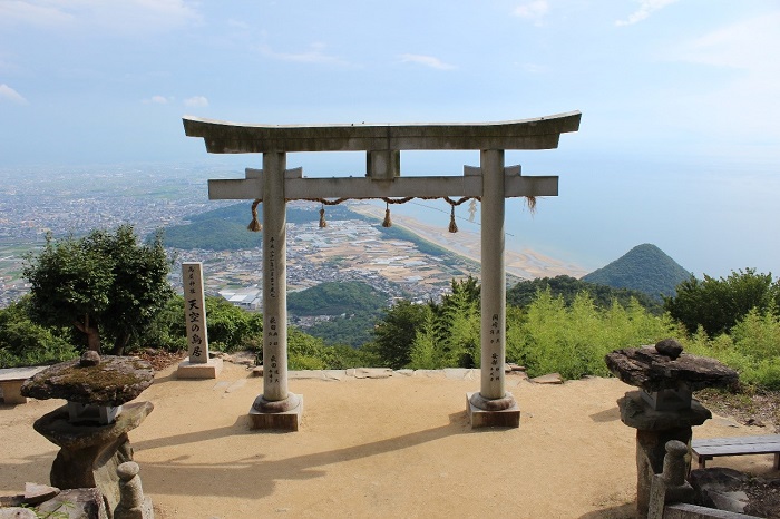 高屋神社 「天空の鳥居」