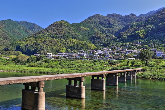 浅尾沈下橋