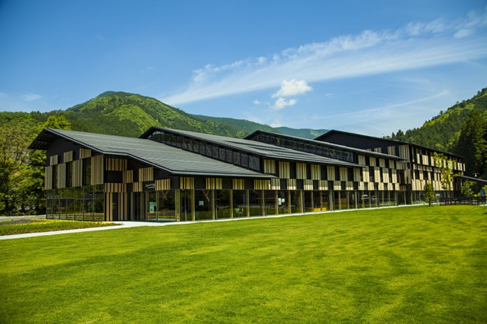 雲の上の図書館