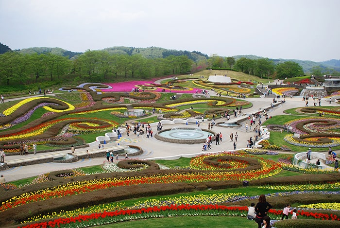 国営みちのく杜の湖畔公園