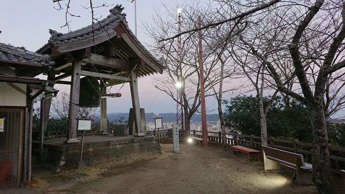 城山の鐘