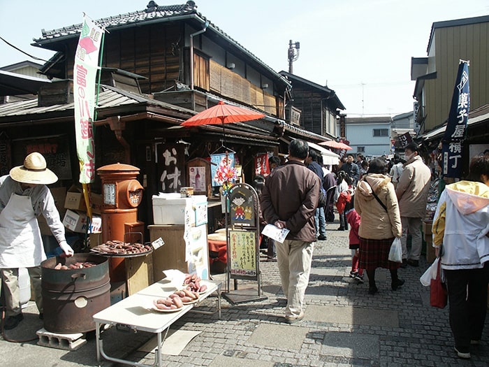 菓子屋横丁