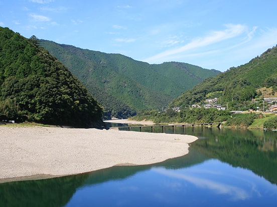 四万十川　写真提供：高知県観光コンベンション協会