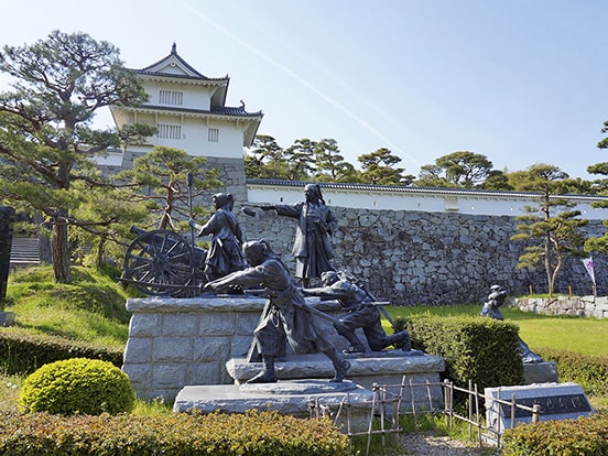 霞ヶ城公園