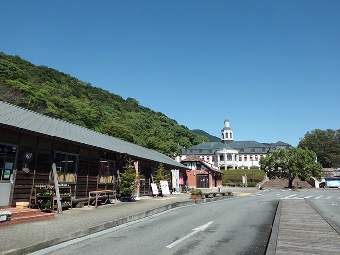 道の駅「第九の里」物産館