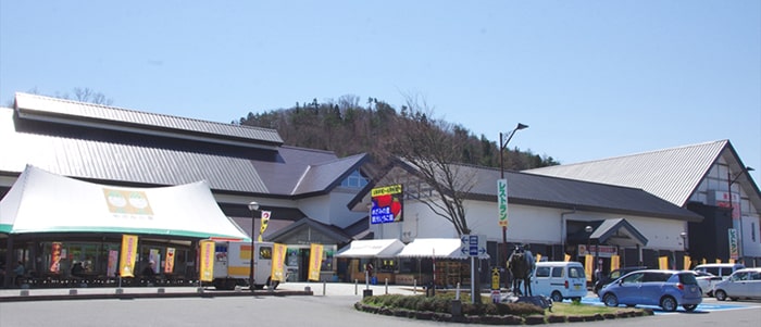 道の駅いいで　めざみの里観光物産館