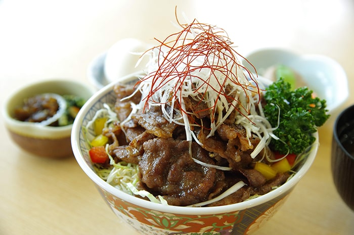 道の駅いいで　めざみの里観光物産館