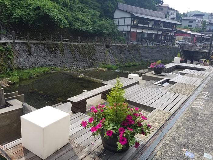 銀山温泉　和楽足湯