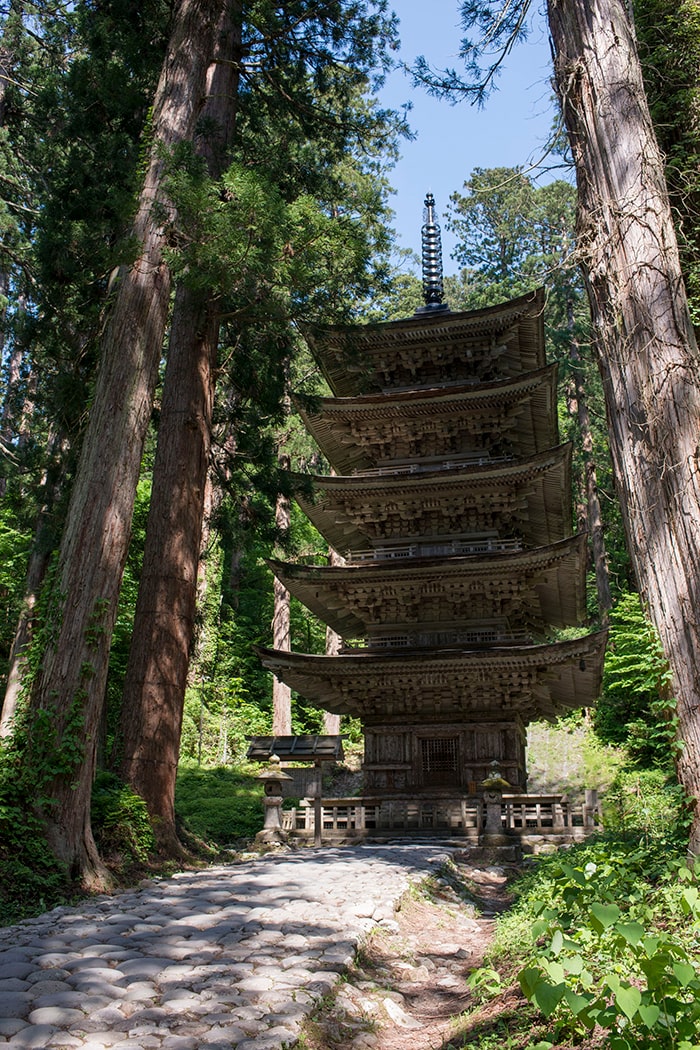 羽黒山五重塔