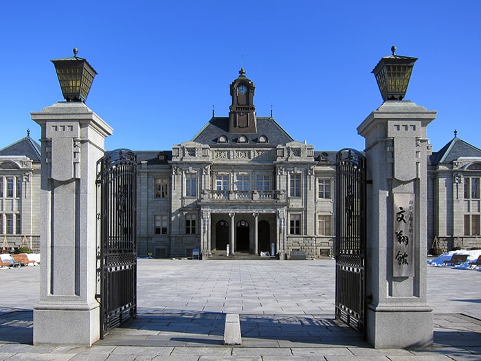 山形県郷土館「文翔館」