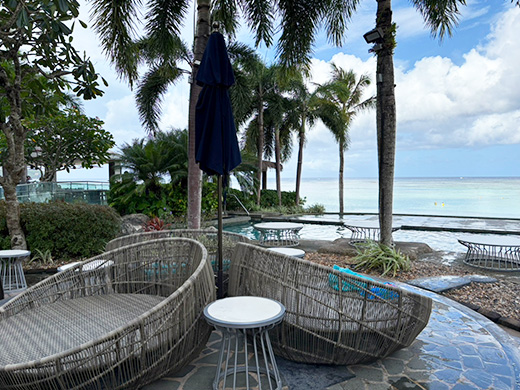 デイベッドでのんびり