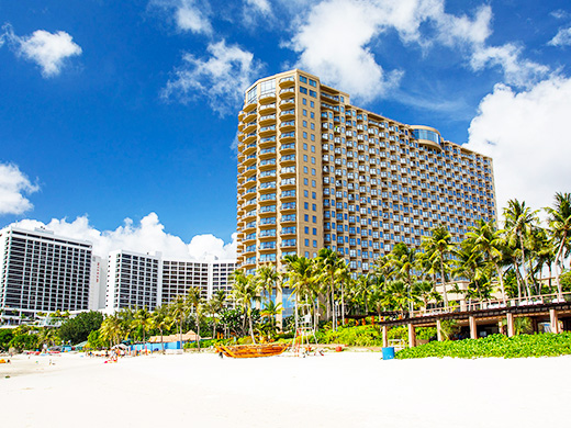 デュシット・ビーチ・リゾート・グアム（外観）