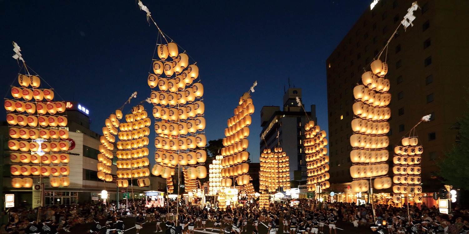 秋田の勇壮な夏祭り