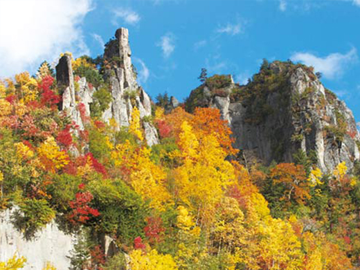 層雲峡（そううんきょう）の紅葉イメージ