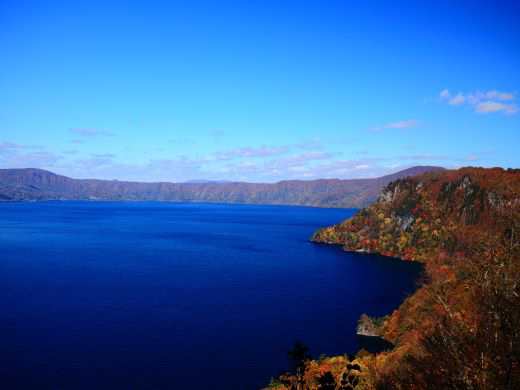 十和田湖観湖台から