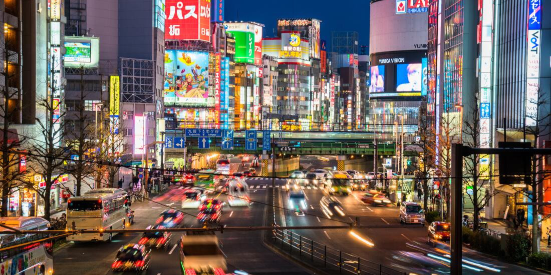 東京を代表する繁華街！
新宿の観光スポットを紹介