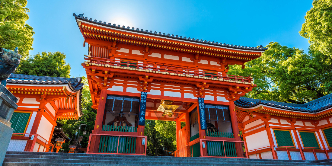 有名神社で厄払い 
良い新年を迎えよう！