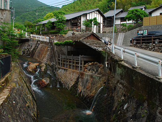 柴石温泉