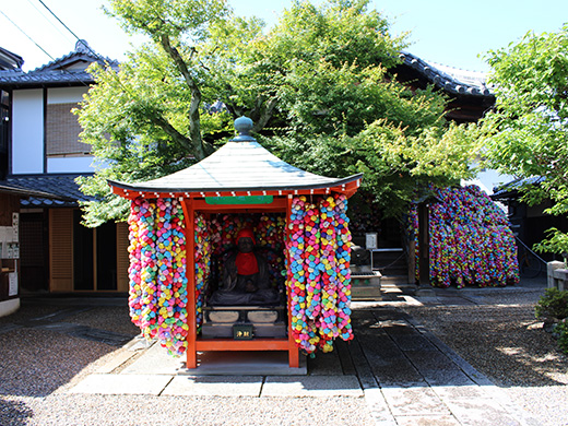 八坂庚申堂（大黒山金剛寺庚申堂）