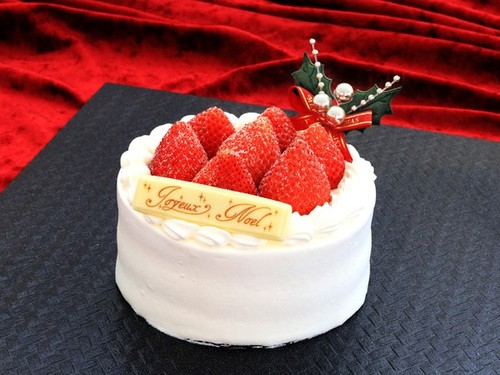 ホールケーキ「ノエル・オー・フレーズ」（イメージ）