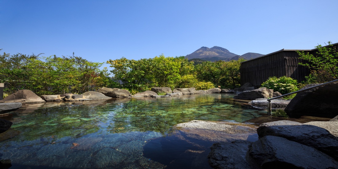 由布院 梅園
ＧＡＲＤＥＮ ＲＥＳＯＲＴ